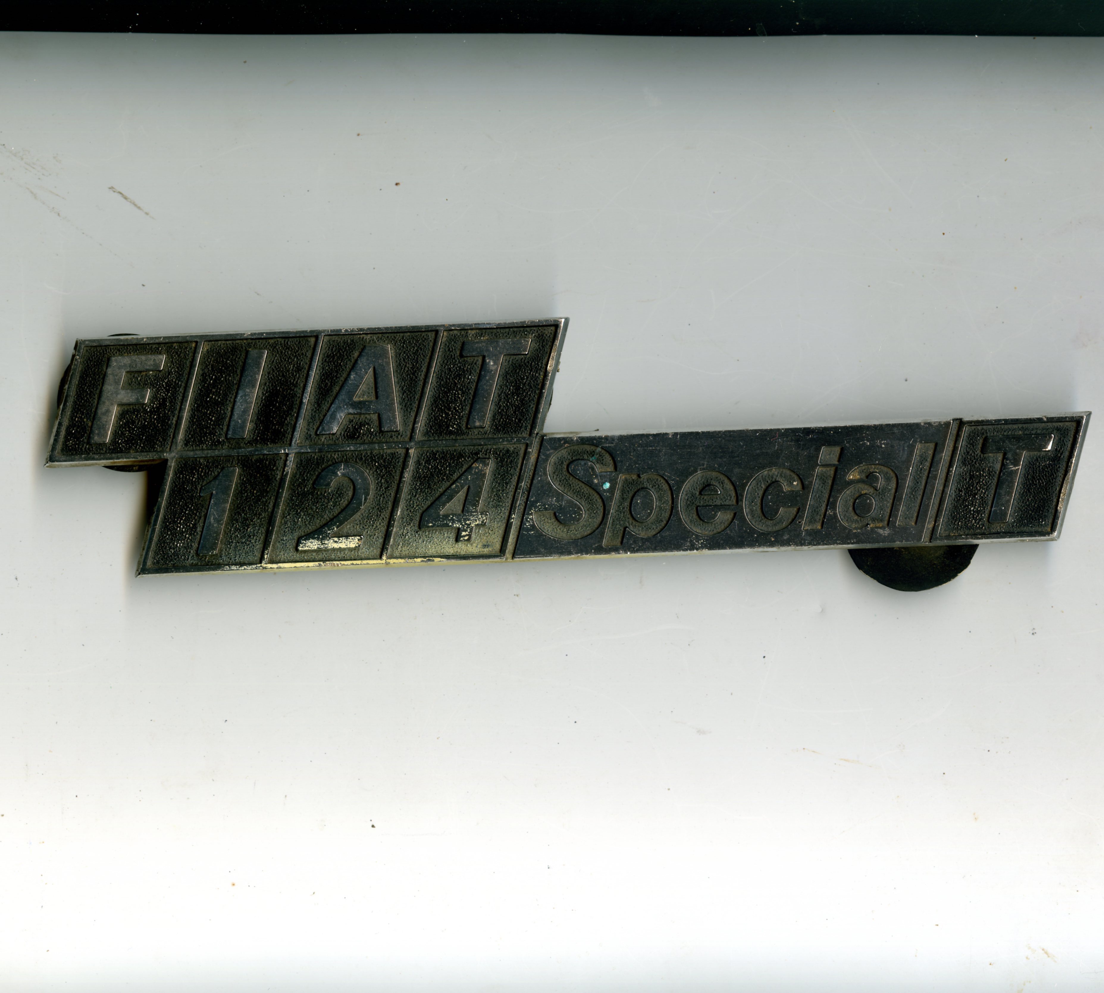 Schriftzug Fiat220.jpg
