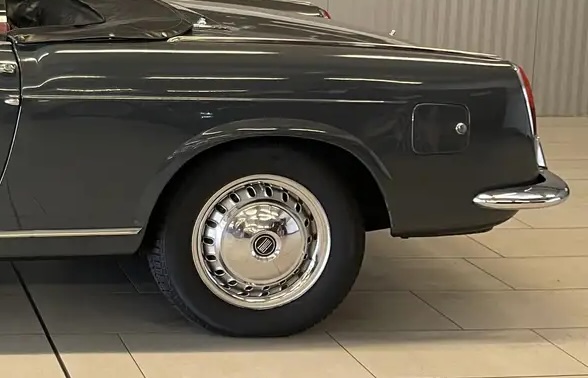 Fiat1500-Felge.jpg