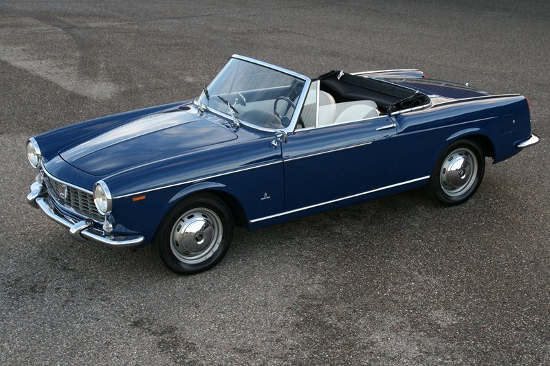 Fiat 1500 Cabriolet.jpg